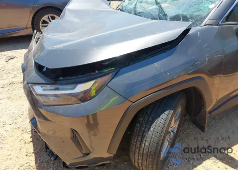 2024 Toyota Rav4 Xle z USA, uszkodzony, nr VIN 2T3P1RFV4RC393966